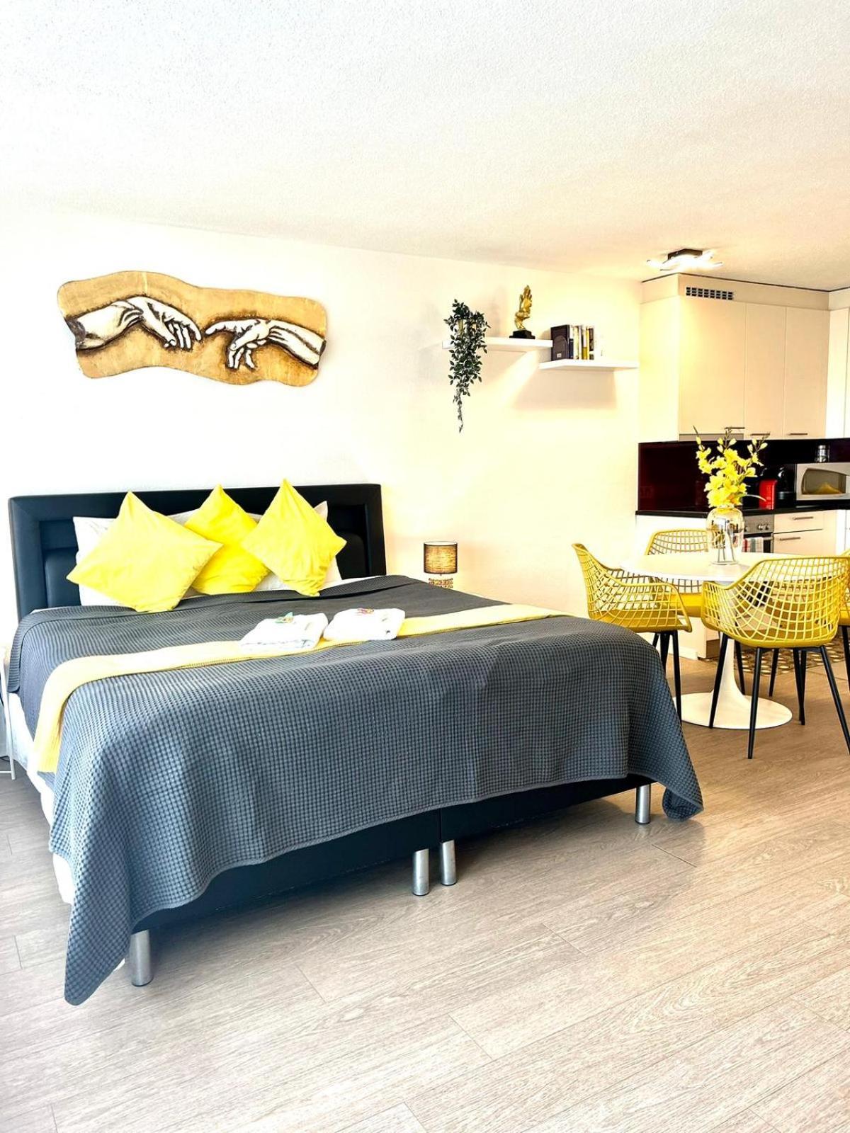 Little Penthouse **** Appartement Dietikon Buitenkant foto