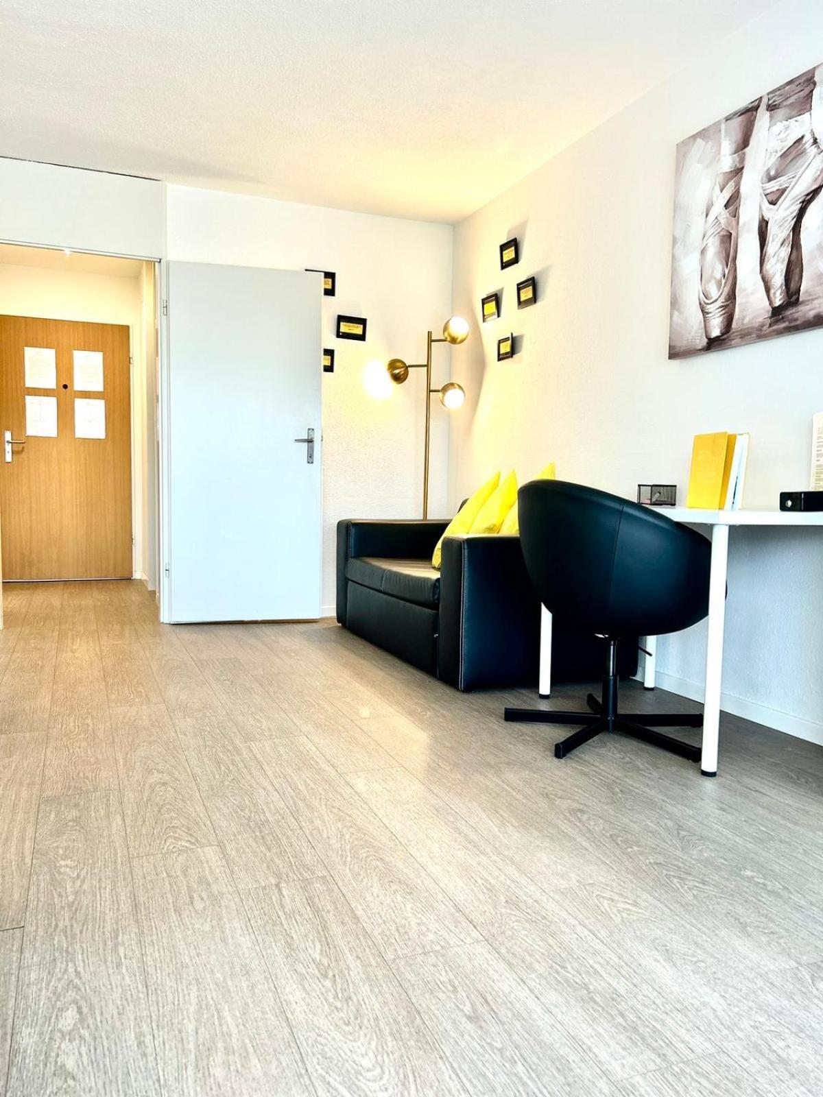 Little Penthouse **** Appartement Dietikon Buitenkant foto